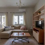 Filia\'S Home
